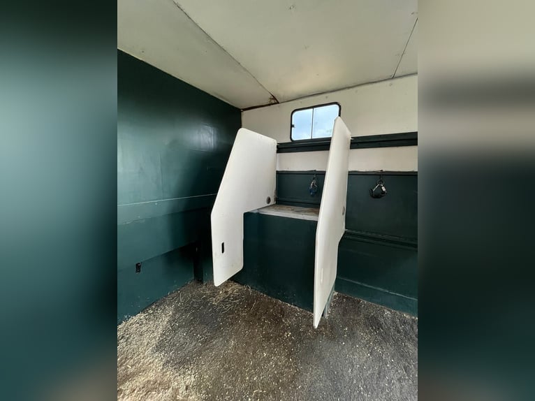 Paardentransportwagen
