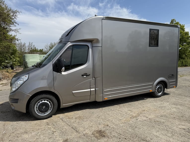 Renault master