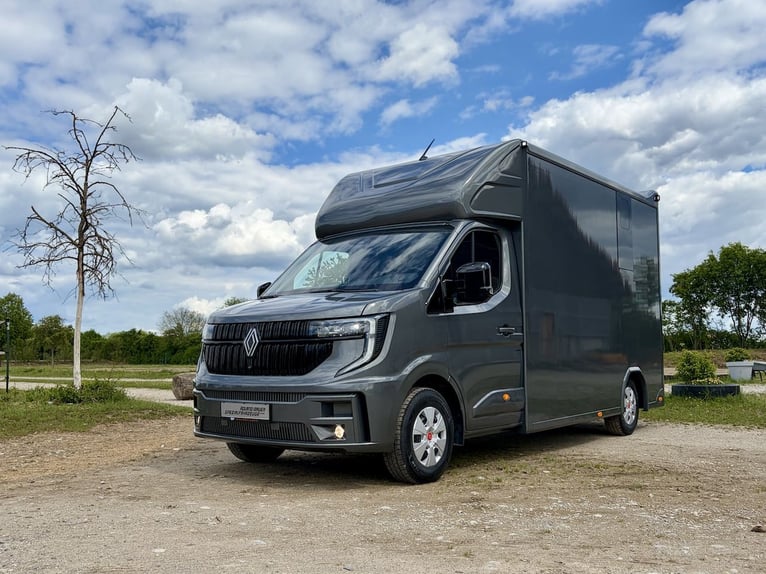 Renault Master RJH Sport 2-paardenwagen – nieuw model met automatische transmissie – onmiddellijk be