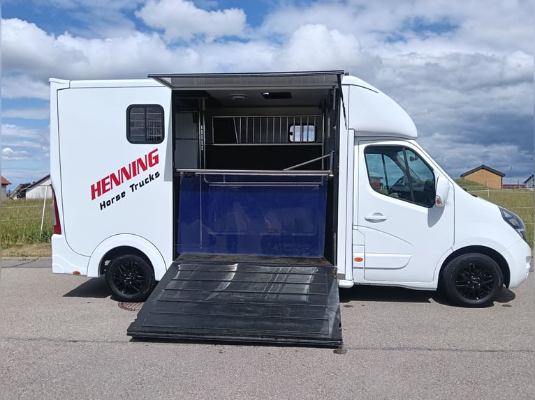 2 Paardentransporters Horsetruck Henning Top nieuw