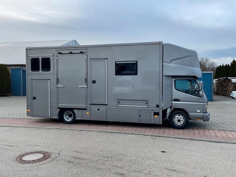 7,5 t Paardentransporter Mercedes FUSU-Canter – Automaat