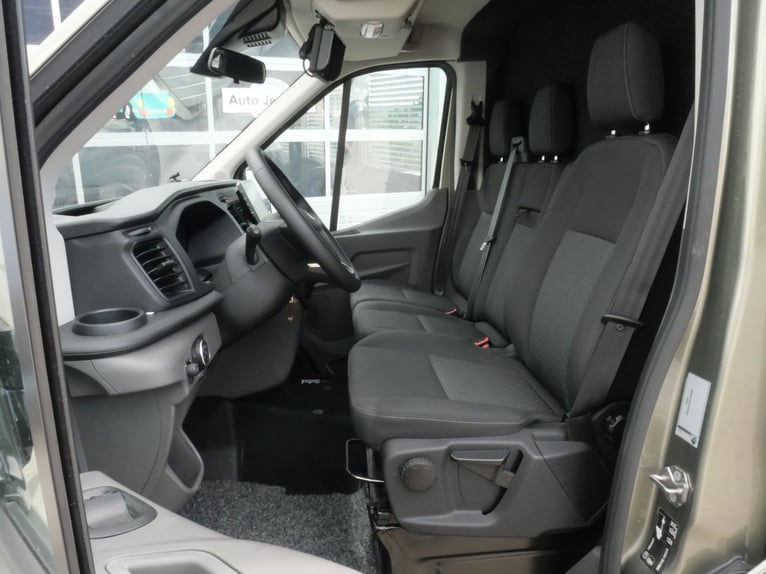 FORD Sodiak Luxury Paardentrailer Zelfrijdend Paardenwagen