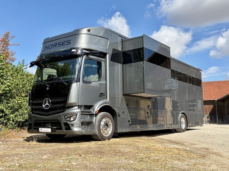 Mercedes-Benz Actros 1840 RJH Exclusive H5 Paardenwagen Transporter Vrachtwagen met Slide-Out en Dak
