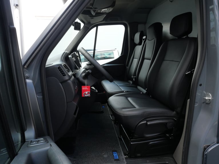 RENAULT Master Automaat MSG Paardentransporter Zelfrijdend