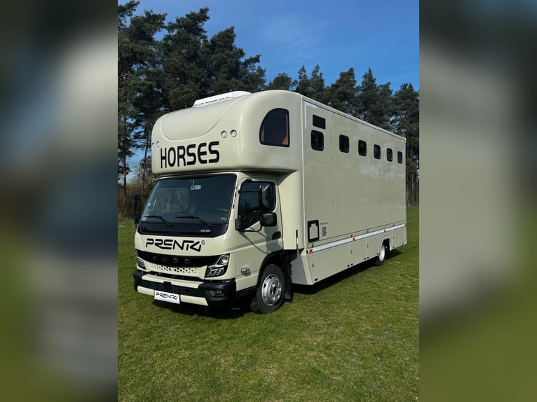 Paardentransporter Mitsubishi Fuso PRENTKI 2026