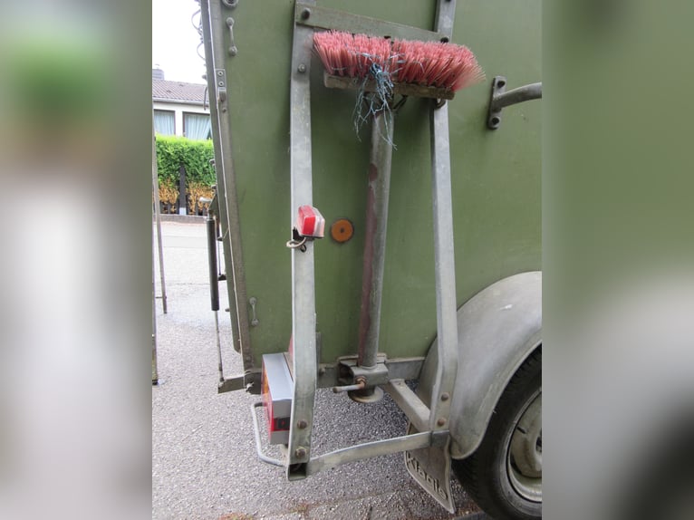 Pferdehänger mit Stallzelt. TÜV neu, Reifen neu