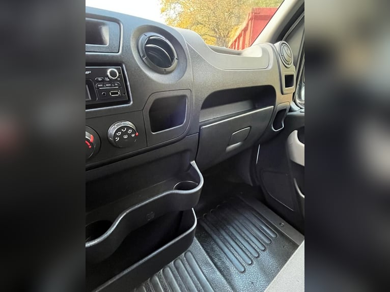 Renault Ameline paardenvervoerder