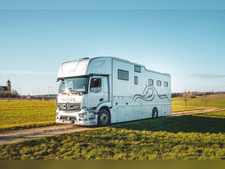 Top gebrauchte Pferdetransporter und Pferdeanhänger
