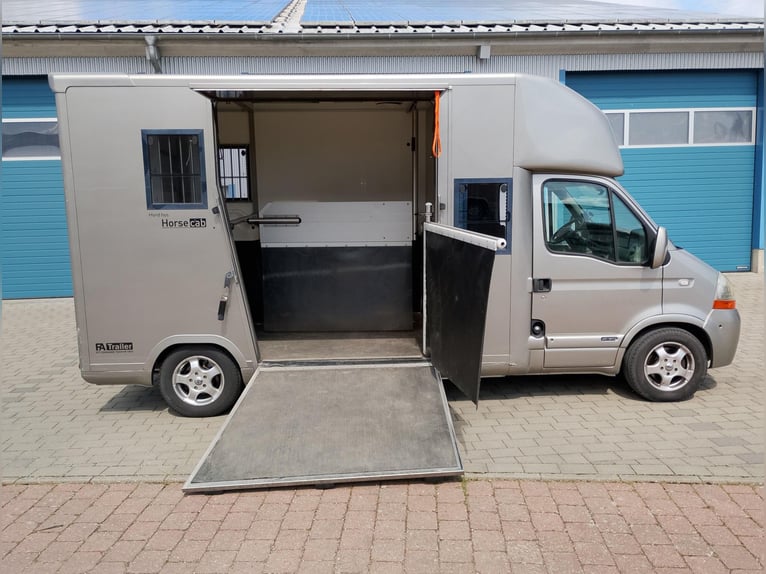 Top gebrauchte Pferdetransporter und Pferdeanhänger