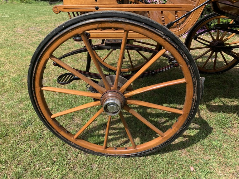 Koets Kühnle Linzer Wagen Jachtwagen