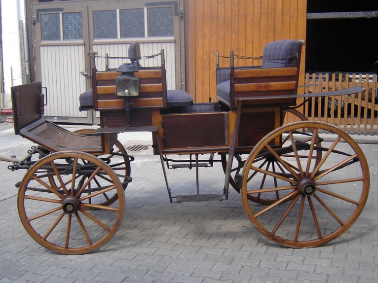 Koets uit circa 1940