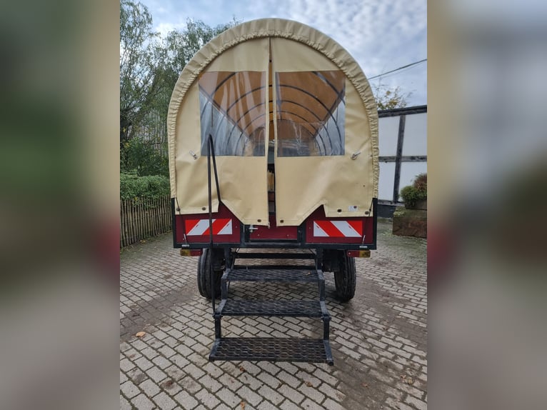 Wagen voor 16 personen