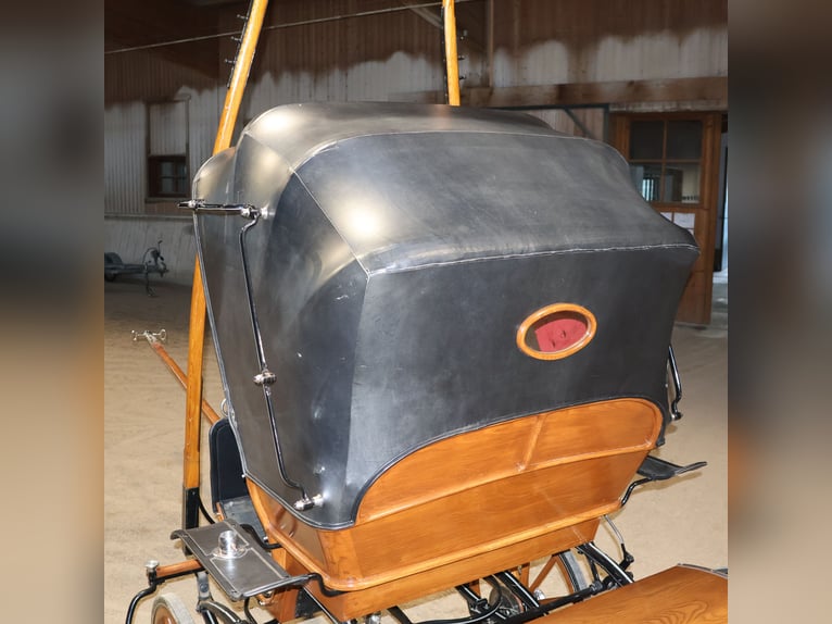 Leitert Doktorwagen Kutsche Scheibenbremsen Leder Holz