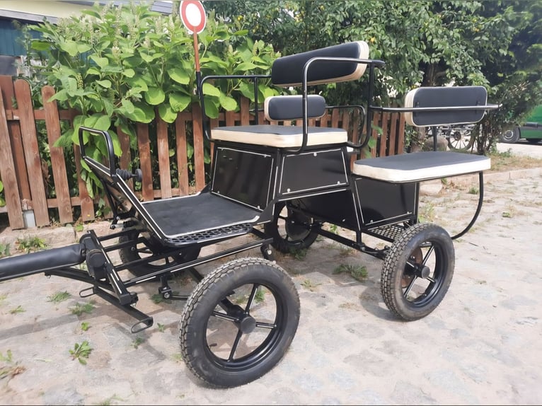 Neue Minishettykutsche mit Scheibenbremsen 90 kg leicht !