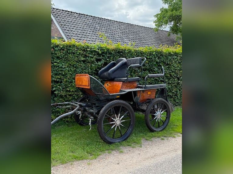 TE KOOP: MARATHONWAGEN