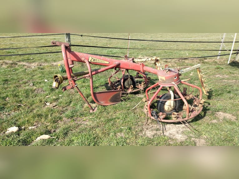 Heuwender / Schwader Heuwender / Schwader