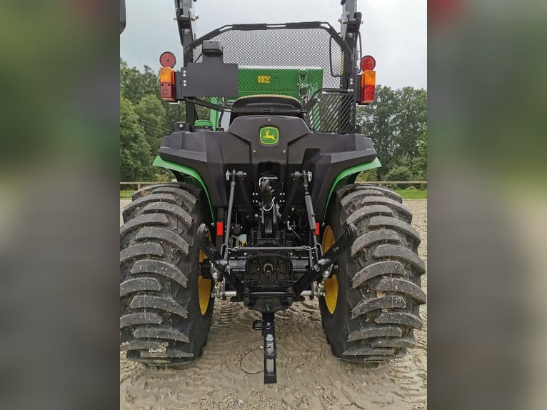John Deere 3038E | Kompakttraktor | 38PS | Hydrostat-Getriebe