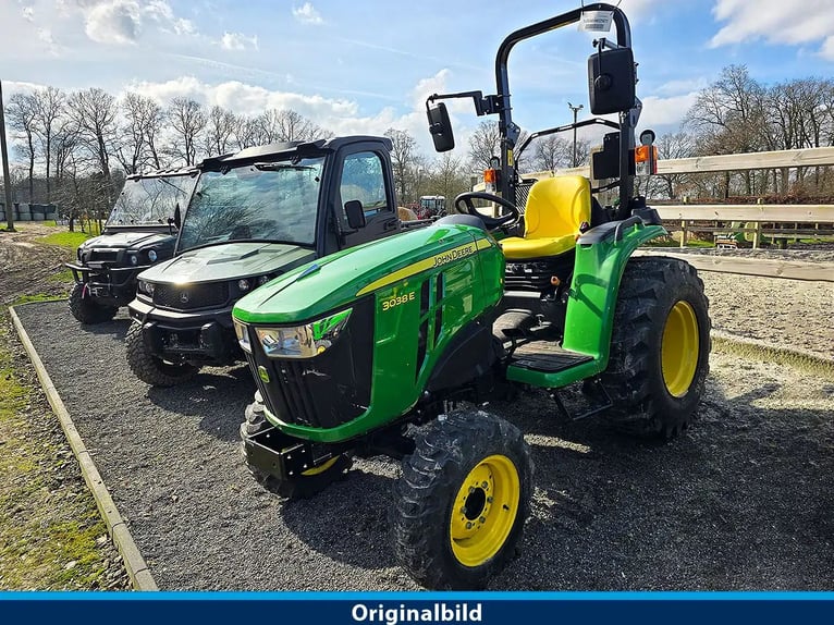 John Deere 3038E | Kompakttraktor | 38PS | Hydrostat-Getriebe