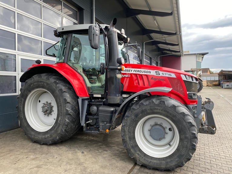 Massey Ferguson 6716S Dyna-6 MF 6716S