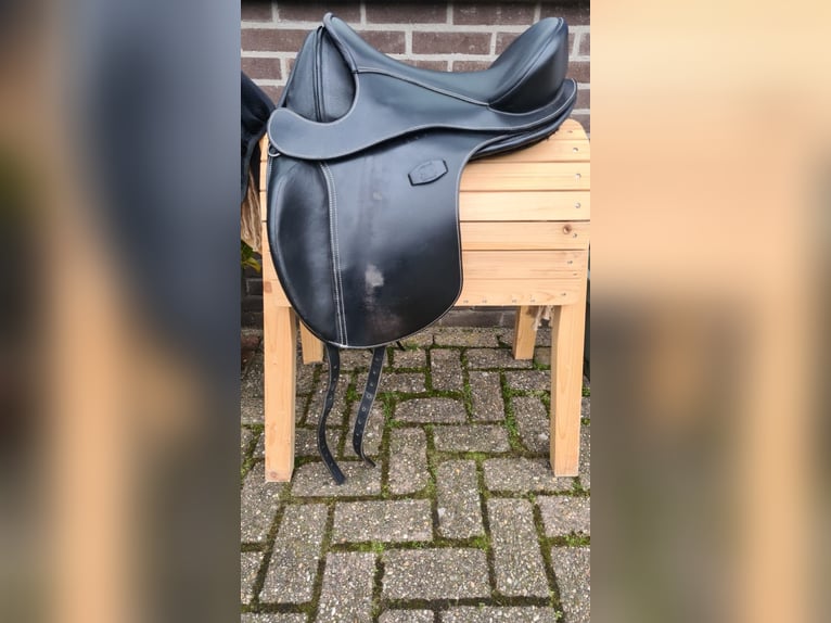 Barefoot Wellington maat 1 zwart