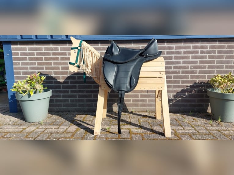 Tweedekans EDIX Courville boomlooszadel maat S