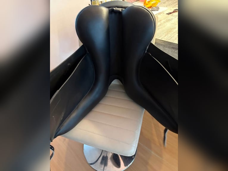 Claridge House dressuurzadel New Generation maat 17,5, zwart - ZGAN