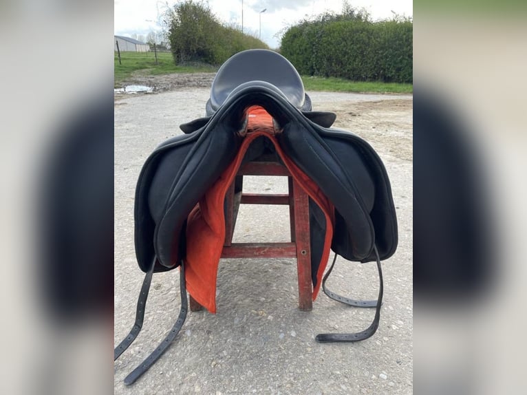 Hulsebos dressuurzadel 17 inch