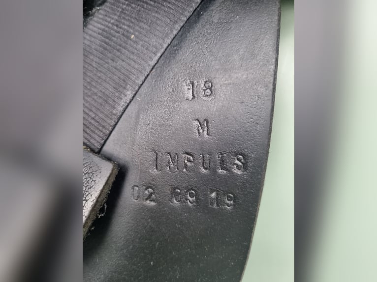 Hulsebos zadel 18inch medium wide impuls