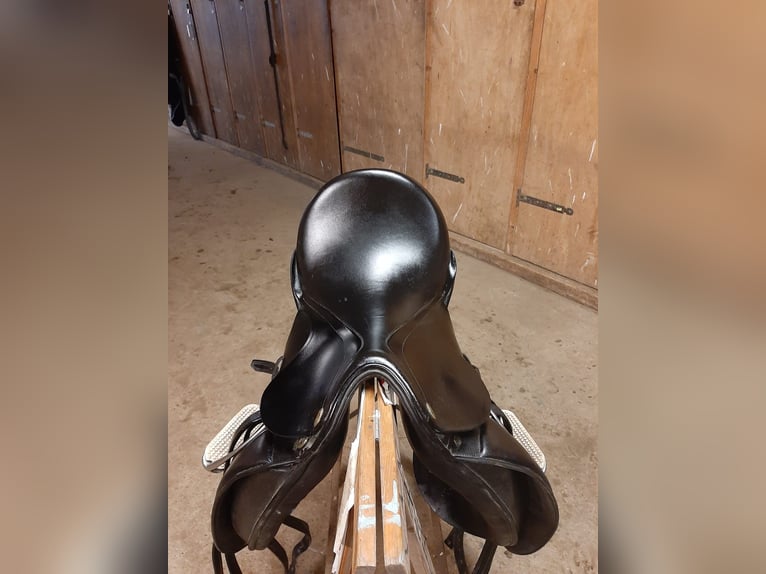 Kentaur Penelopa dressuurzadel 18 inch