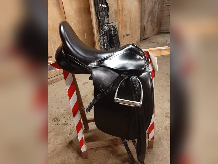 Kentaur Penelopa dressuurzadel 18 inch