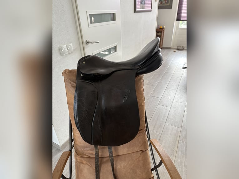 Passier & Sohn dressuur zadel 17,5 inch