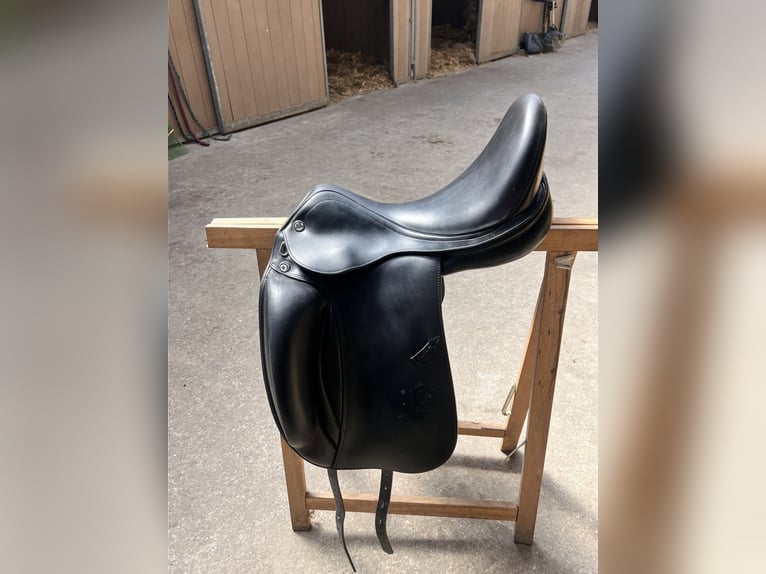 Prestige Xd2 K dressuurzadel 18 inch