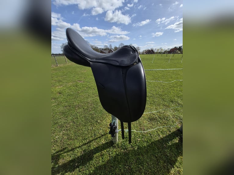 Te koop: Stübben Genesis dressuurzadel