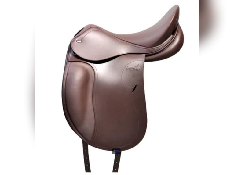 Tekna zadel 17.5" medium-wijd dressuur