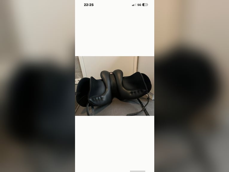 Wintec pro hart dressuur zadel 17inch