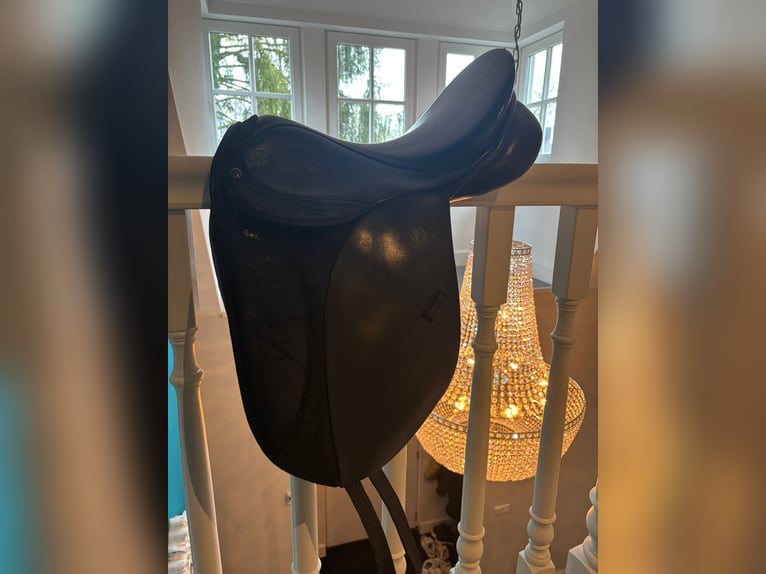 Dressuur zadel A/C pony