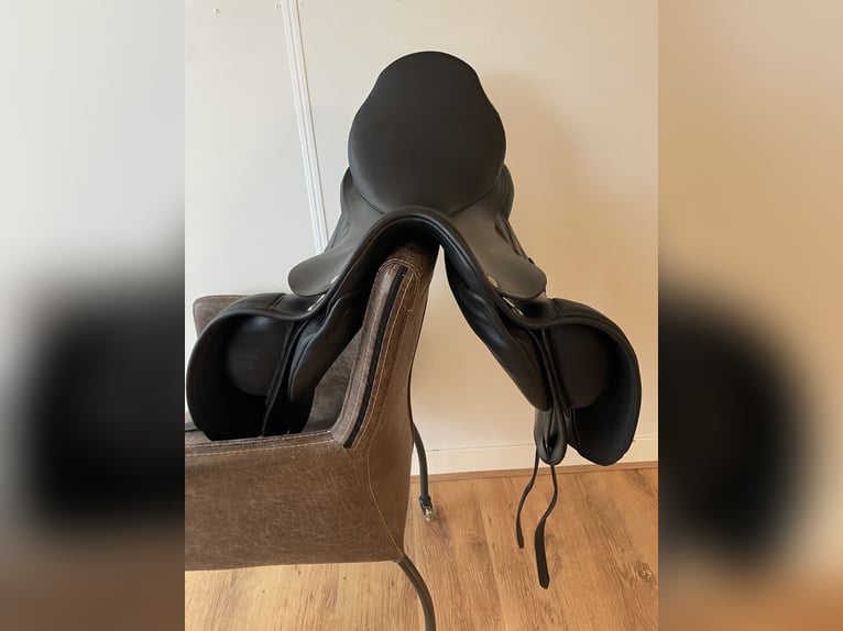 Sommer passion dressuurzadel 17,5 inch