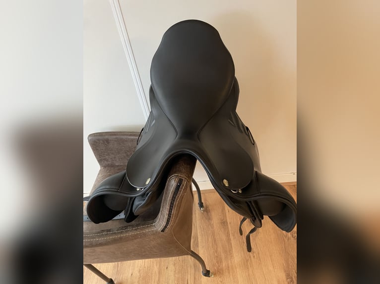 Sommer passion dressuurzadel 17,5 inch