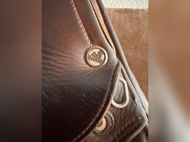 Jumping saddle Prestige Meredith 18''