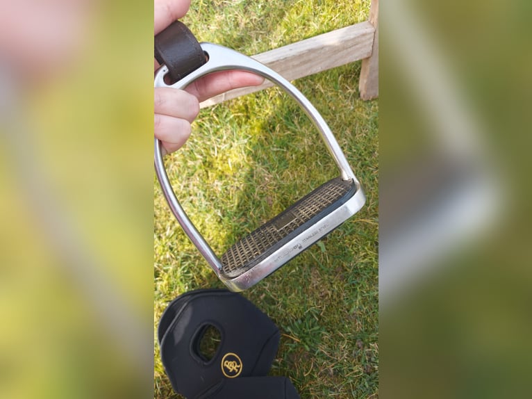 LJ Close contact springzadel