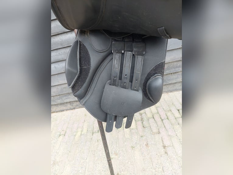 Veelzijdigheidszadel Norton 17'' Veelzijdigheidszadel Norton 17''