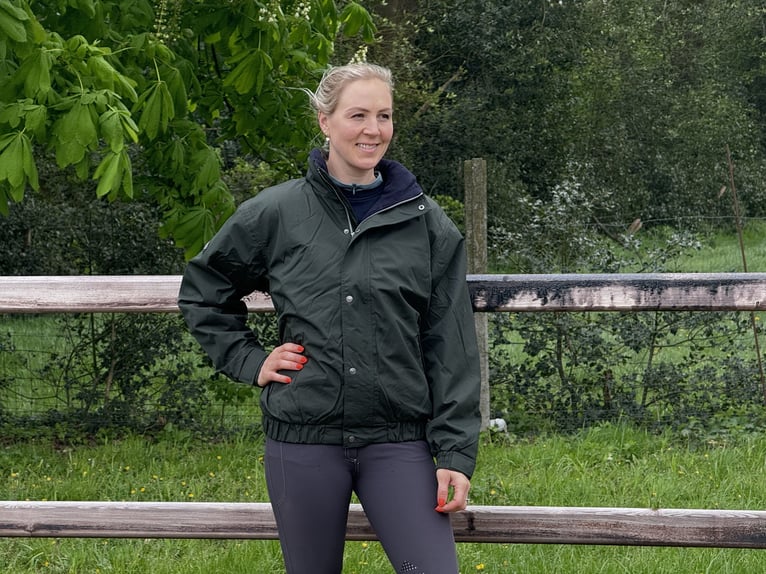 2 Green TRUST Jackets (XXS)