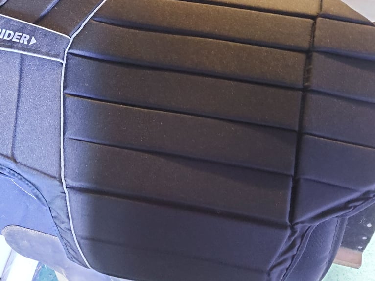 Active Rider L bodyprotector