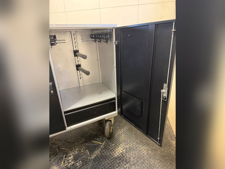 Alfako Maxi Prestige Paarden-Turnierschrank inclusief 2 overkappen en topkast