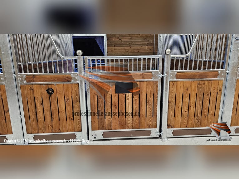 Paardenbox & stallen, stallenbox | Boxfront en scheidingswand - Paardenstal bouwen