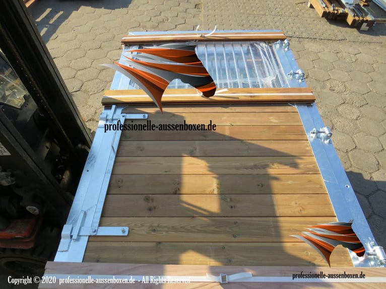 Pferdestalltüren: Stalltüren, Pferdestalltor, Stalltor, Paddocktüren und Schiebetüren Top-Preise!