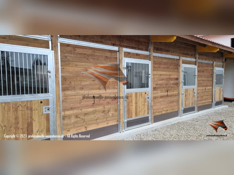 Pferdestalltüren: Stalltüren, Pferdestalltor, Stalltor, Paddocktüren und Schiebetüren Top-Preise!