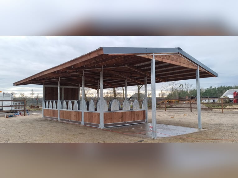 Weide-hekken voor paarden en voederbakken, ideale paardenbakken voor de paardenhouderij