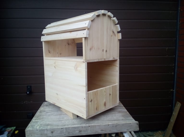 Massieve Western zadelkruk van vurenhout, geschikt voor paard en pony, ideaal voor westernrijden