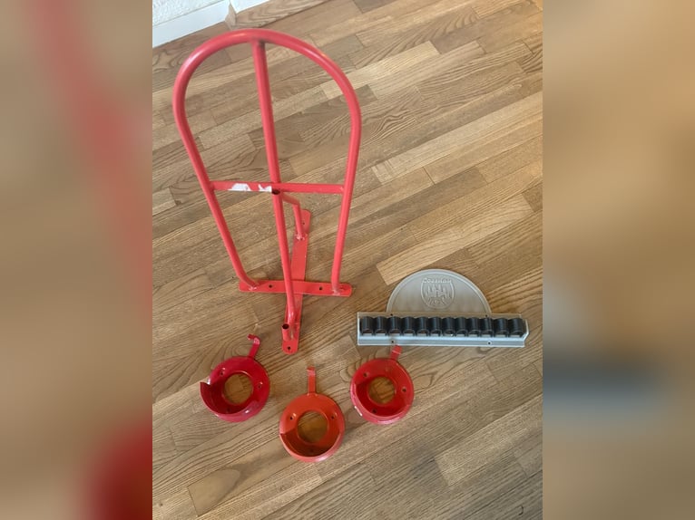 Set an Halterungen für den Sattelschrank